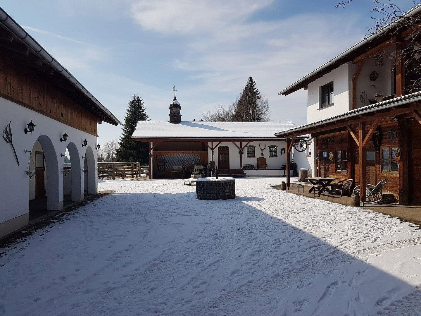 Predaj domu 160 m², pozemok 30.000 m², Böbing, Bavorsko Predaj domu 160 m², pozemok 30.000 m², Böbing, Bavorsko