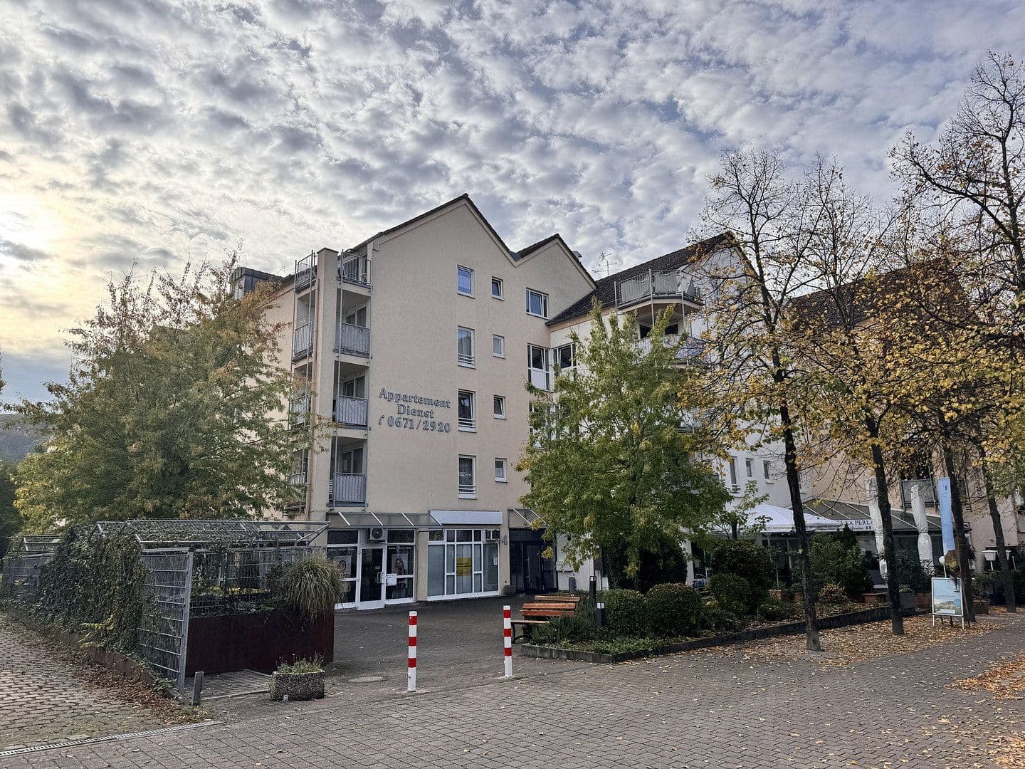 Prenájom kancelárie 110 m², Badeallee 4, Bad Kreuznach, Porýnie-Falcko Prenájom kancelárie 110 m², Badeallee 4, Bad Kreuznach, Porýnie-Falcko