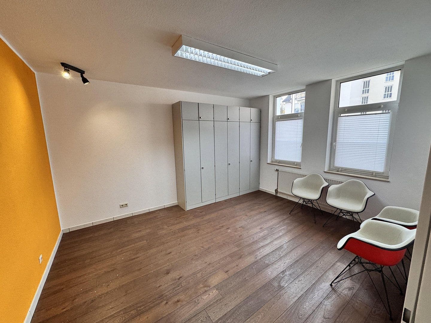Prenájom kancelárie 110 m², Badeallee 4, Bad Kreuznach, Porýnie-Falcko Prenájom kancelárie 110 m², Badeallee 4, Bad Kreuznach, Porýnie-Falcko