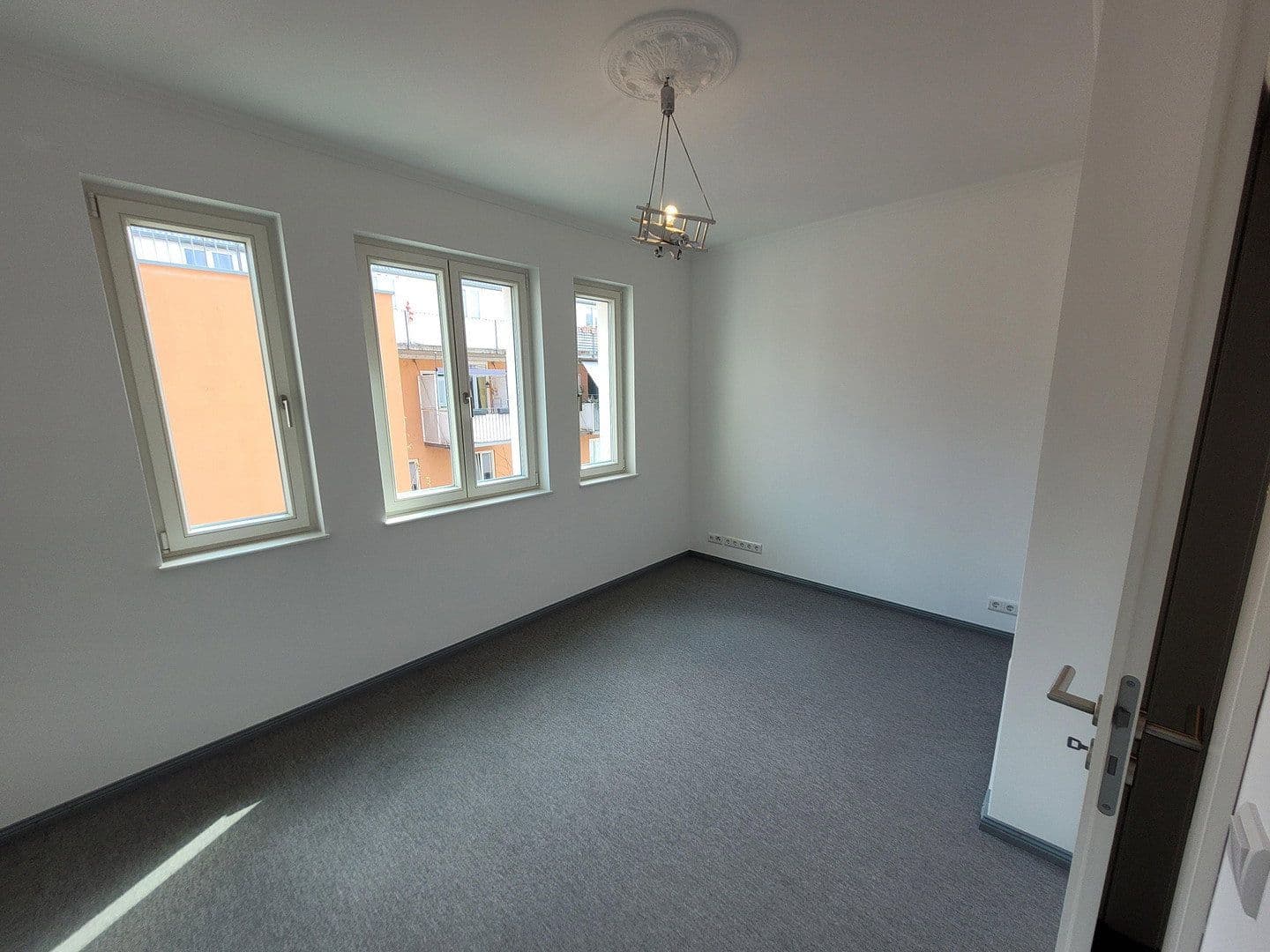 Predaj domu 145 m², pozemok 140 m², Potsdam, Brandenbursko Predaj domu 145 m², pozemok 140 m², Potsdam, Brandenbursko