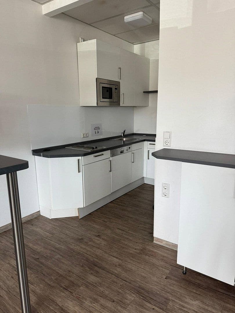 Prenájom kancelárie 500 m², Hannover, Dolné Sasko Prenájom kancelárie 500 m², Hannover, Dolné Sasko