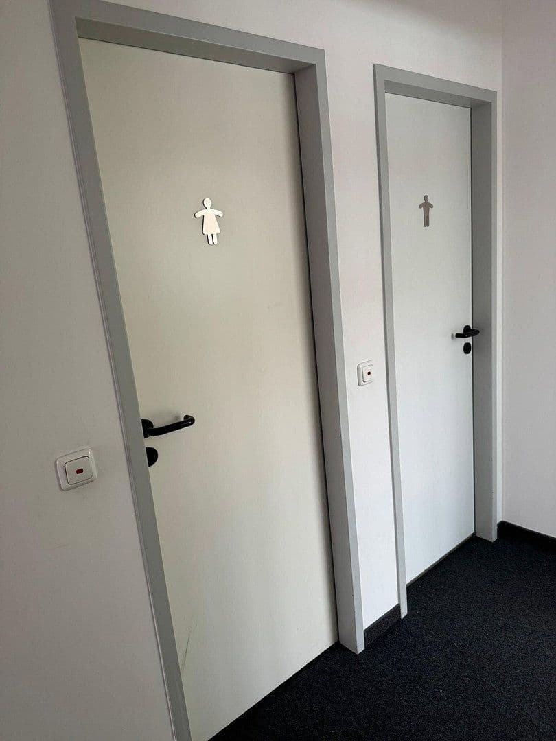 Prenájom kancelárie 500 m², Hannover, Dolné Sasko Prenájom kancelárie 500 m², Hannover, Dolné Sasko
