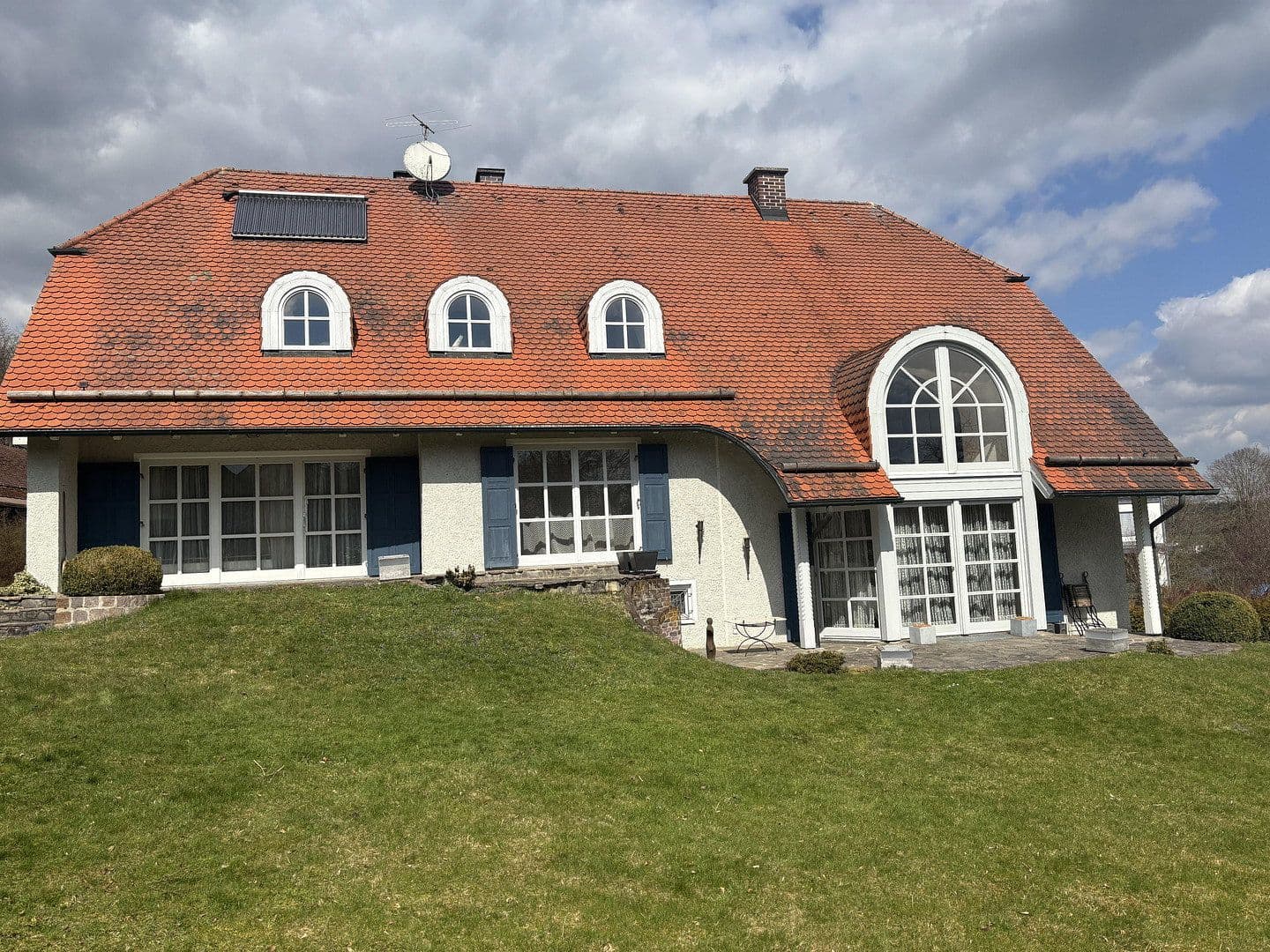 Predaj domu 260 m², pozemok 810 m², Jetzendorf, Bavorsko Predaj domu 260 m², pozemok 810 m², Jetzendorf, Bavorsko