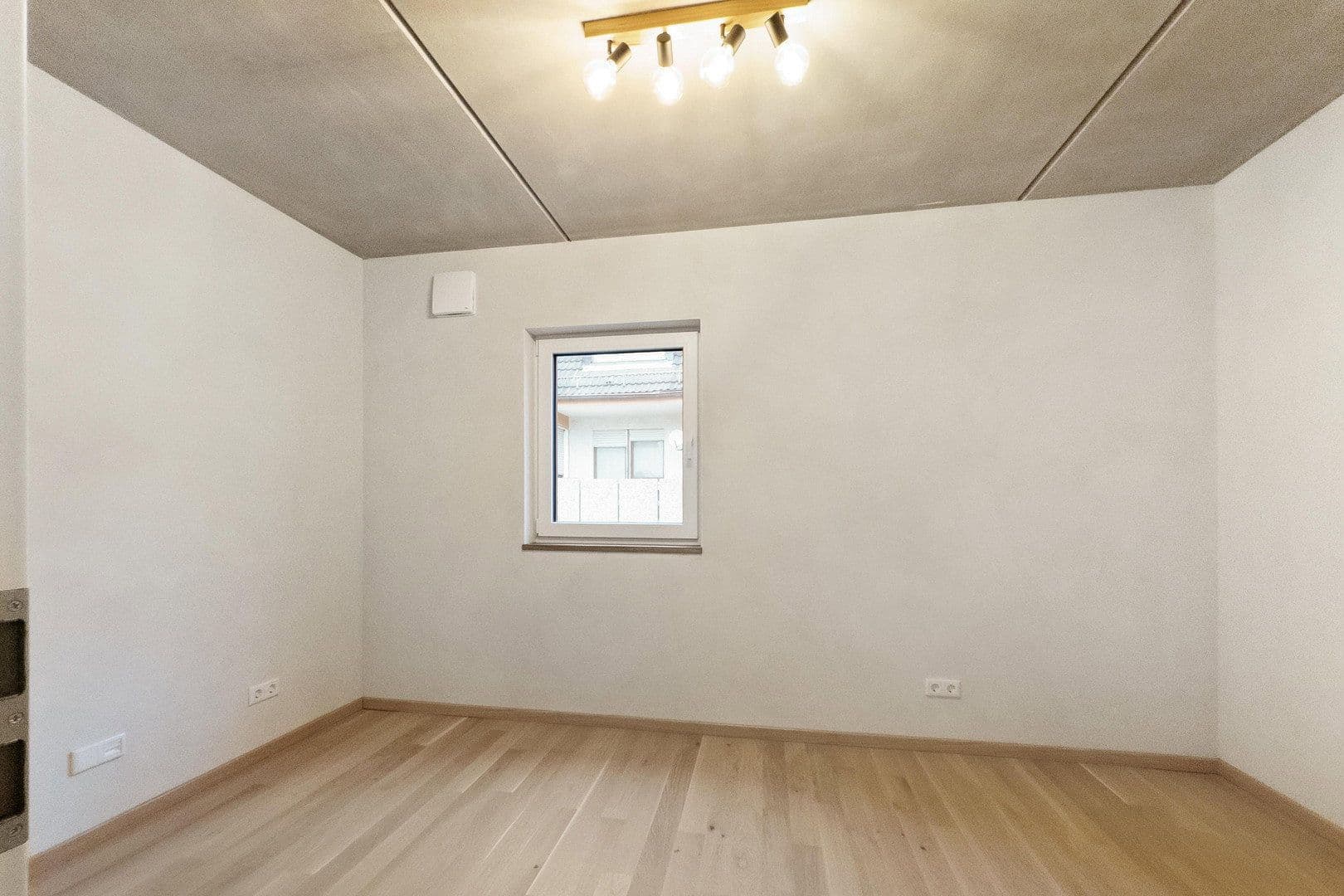 Predaj domu 215 m², pozemok 281 m², Würzburg, Bavorsko Predaj domu 215 m², pozemok 281 m², Würzburg, Bavorsko