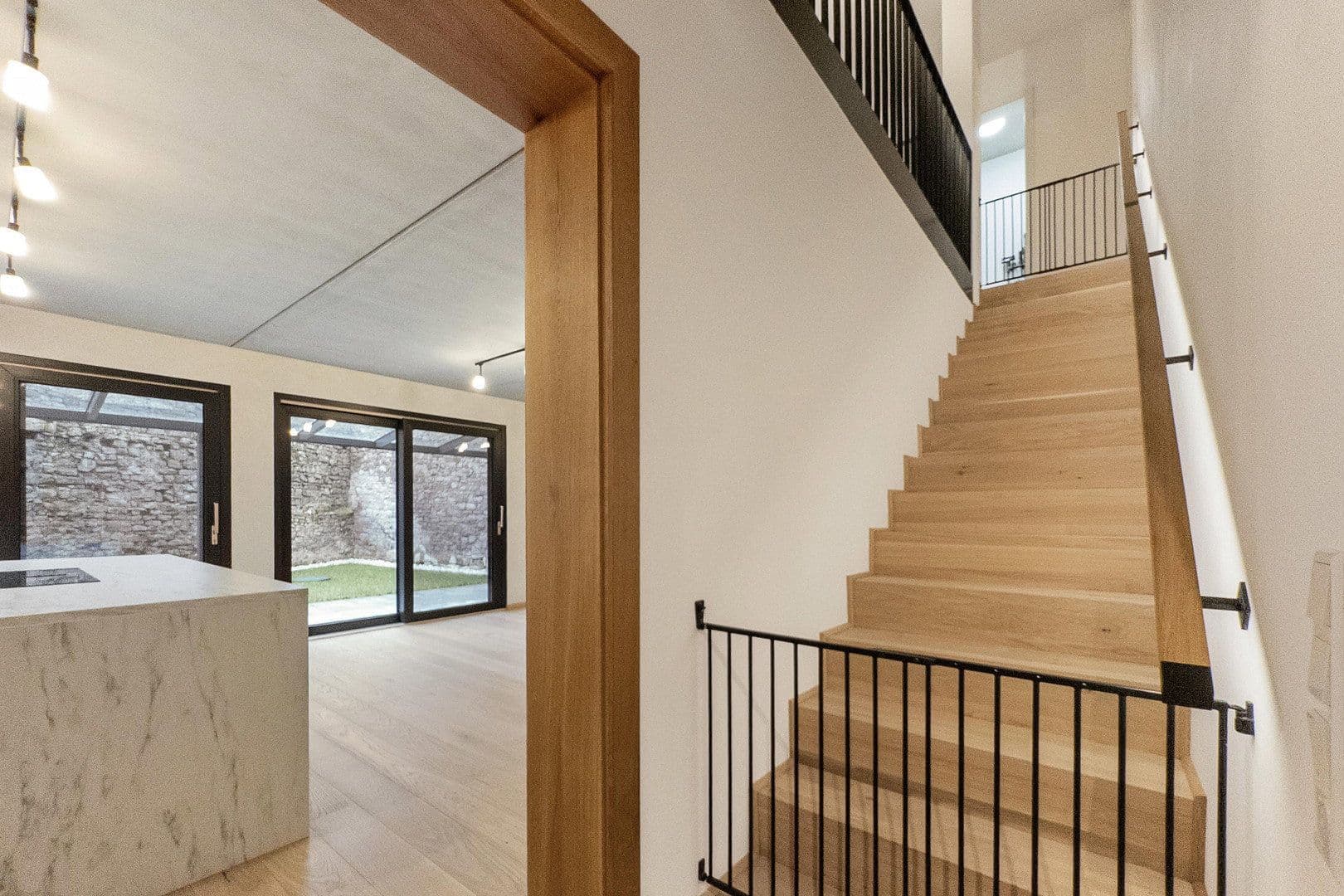 Predaj domu 215 m², pozemok 281 m², Würzburg, Bavorsko Predaj domu 215 m², pozemok 281 m², Würzburg, Bavorsko