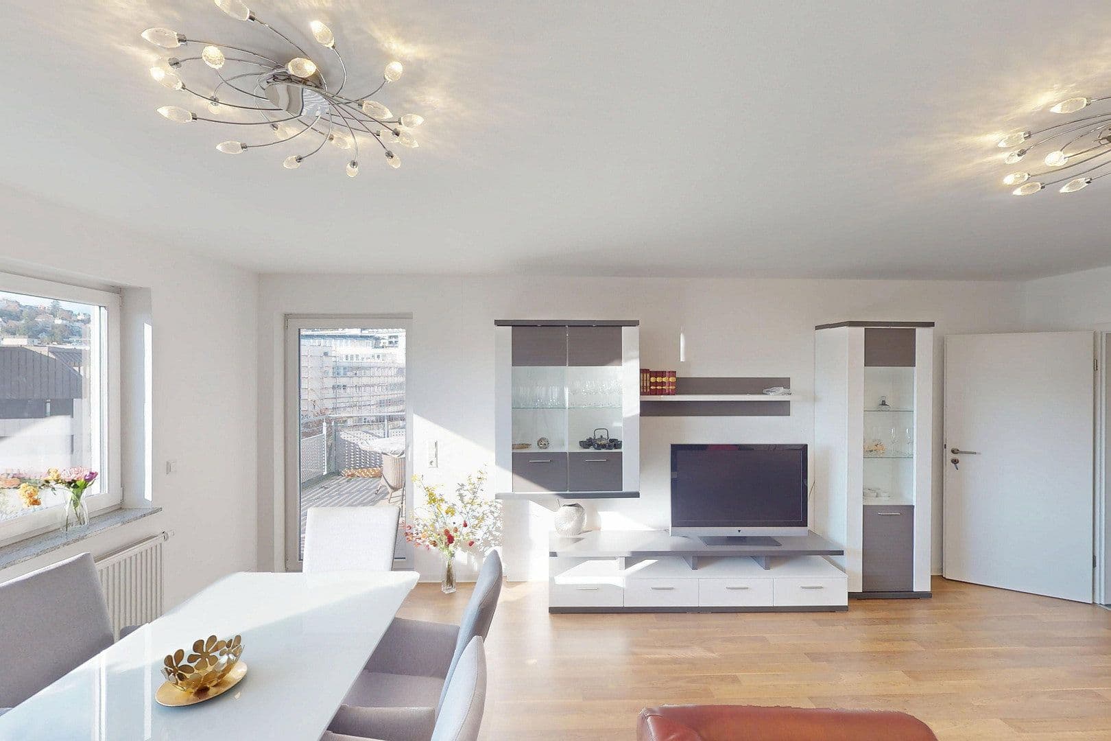 Predaj bytu 4-izbový 113 m², Stuttgart, Bádensko-Wurttembersko Predaj bytu 4-izbový 113 m², Stuttgart, Bádensko-Wurttembersko