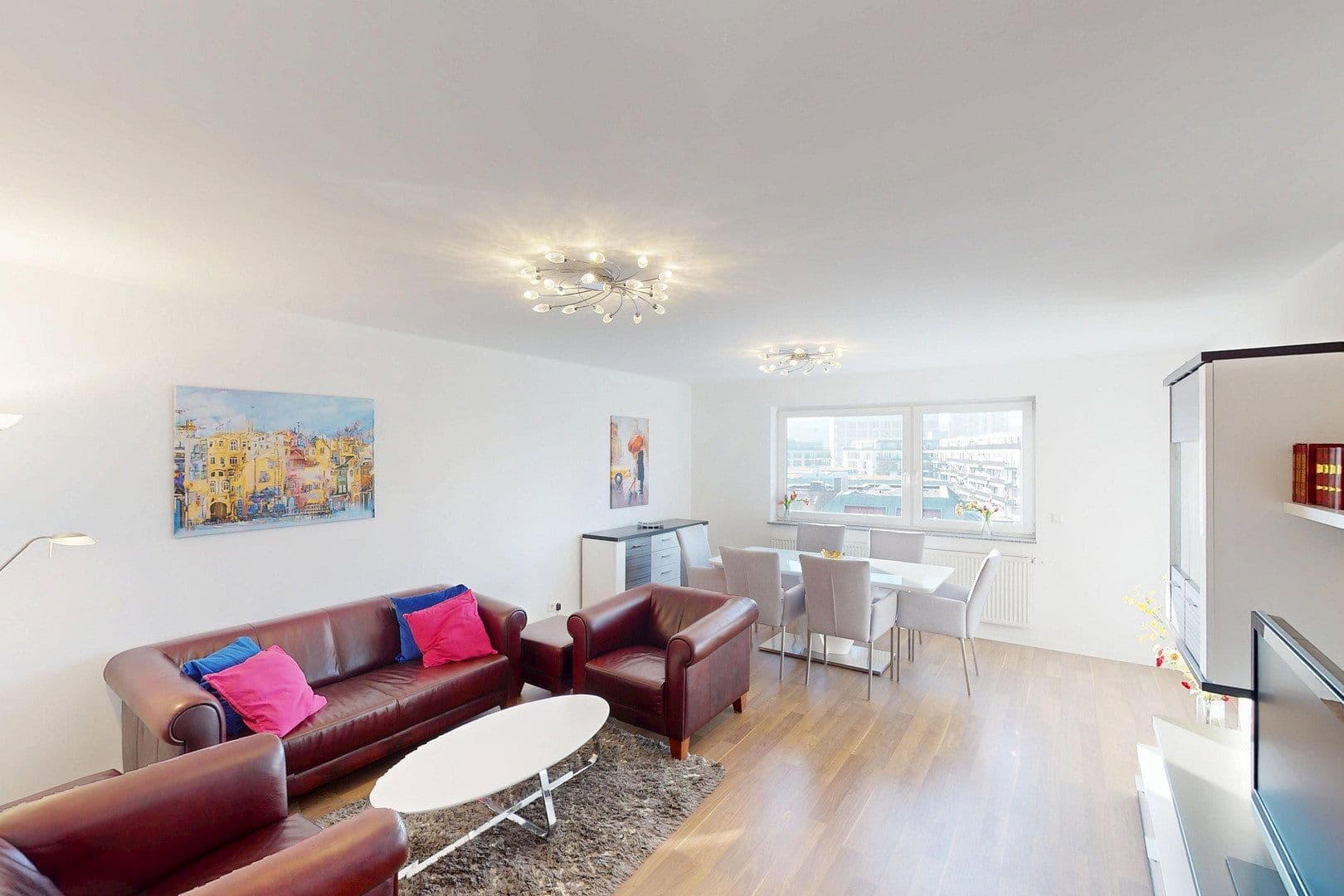 Predaj bytu 4-izbový 113 m², Stuttgart, Bádensko-Wurttembersko Predaj bytu 4-izbový 113 m², Stuttgart, Bádensko-Wurttembersko
