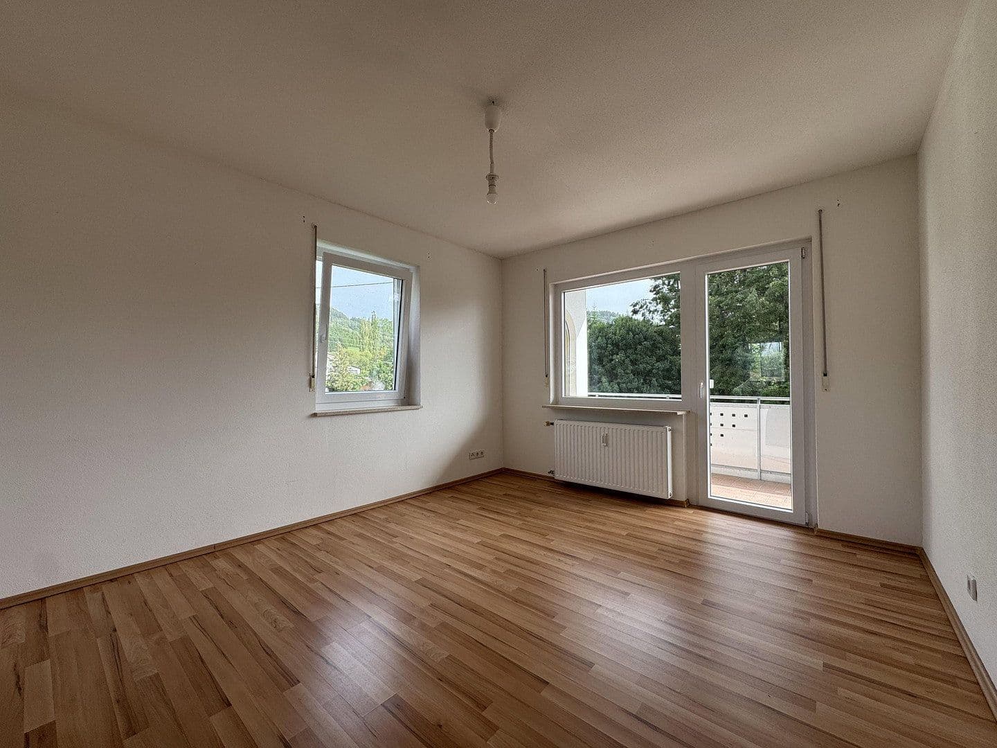 Predaj domu 189 m², pozemok 876 m², Wellendingen, Bádensko-Wurttembersko Predaj domu 189 m², pozemok 876 m², Wellendingen, Bádensko-Wurttembersko