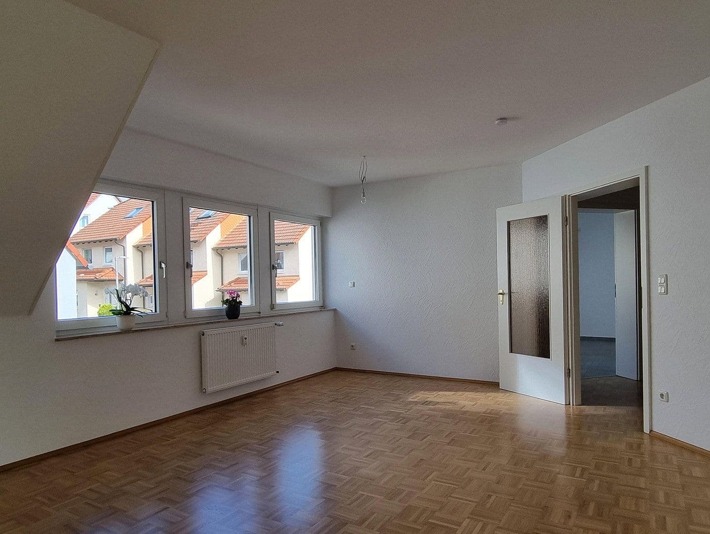 Prenájom bytu 3-izbový 119 m², Bochum, Severné Porýnie - Westfálsko Prenájom bytu 3-izbový 119 m², Bochum, Severné Porýnie - Westfálsko