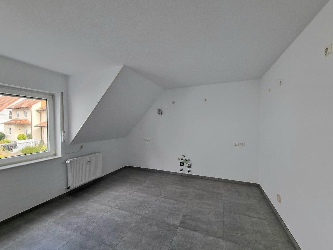 Prenájom bytu 3-izbový 119 m², Bochum, Severné Porýnie - Westfálsko Prenájom bytu 3-izbový 119 m², Bochum, Severné Porýnie - Westfálsko
