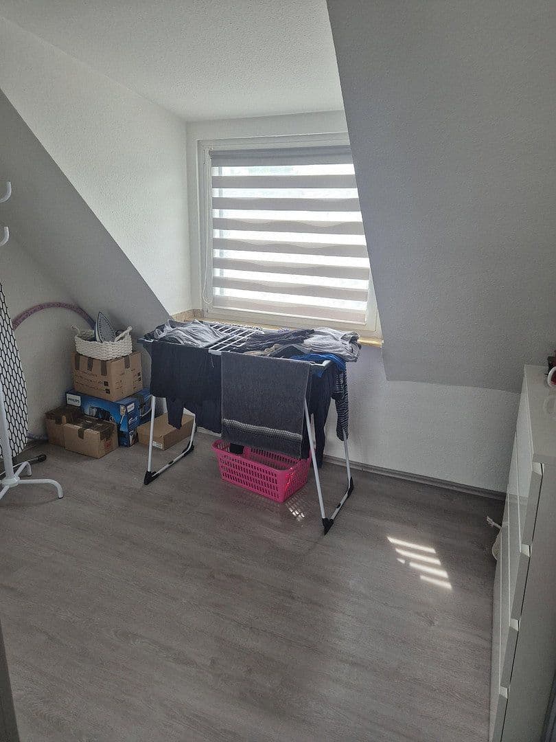 Prenájom bytu 3-izbový 55 m², Hagelkreuzstraße 204, Duisburg, Severné Porýnie - Westfálsko Prenájom bytu 3-izbový 55 m², Hagelkreuzstraße 204, Duisburg, Severné Porýnie - Westfálsko