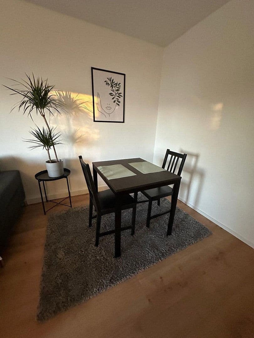 Prenájom bytu 2-izbový 60 m², Fürth, Bavorsko Prenájom bytu 2-izbový 60 m², Fürth, Bavorsko