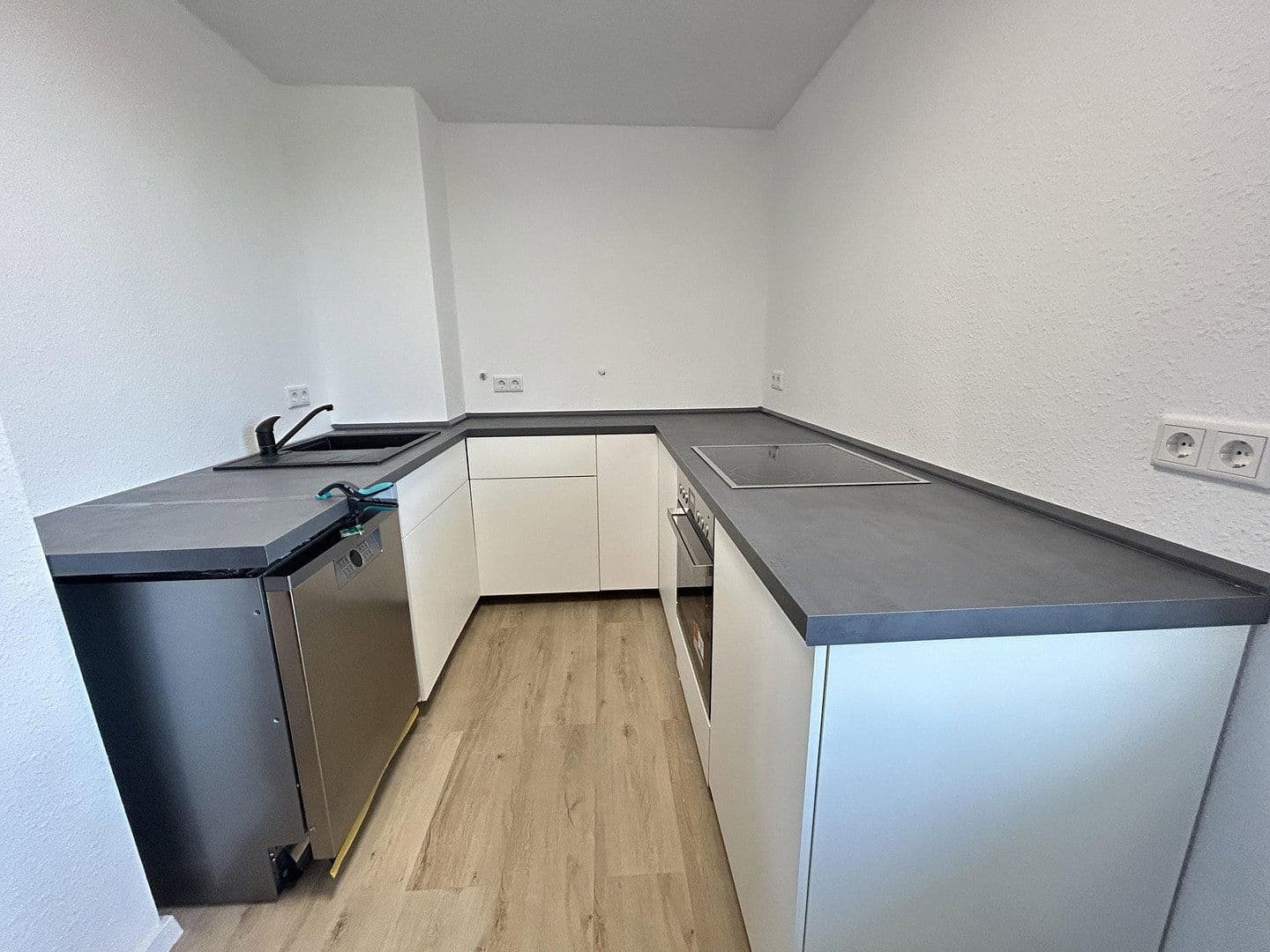 Prenájom bytu 1-izbový 51 m², Fritz-Meister-Weg 5, Bielefeld, Severné Porýnie - Westfálsko Prenájom bytu 1-izbový 51 m², Fritz-Meister-Weg 5, Bielefeld, Severné Porýnie - Westfálsko