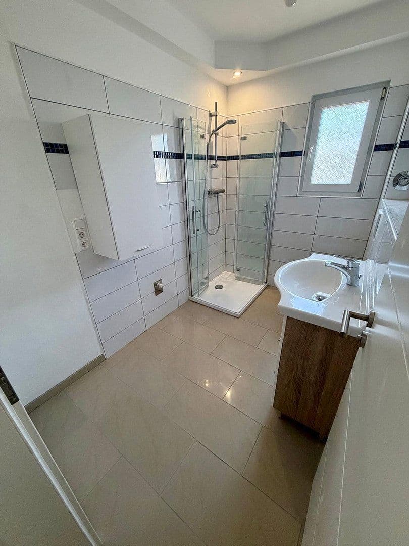 Prenájom bytu 2-izbový 60 m², Eppelheim, Bádensko-Wurttembersko Prenájom bytu 2-izbový 60 m², Eppelheim, Bádensko-Wurttembersko