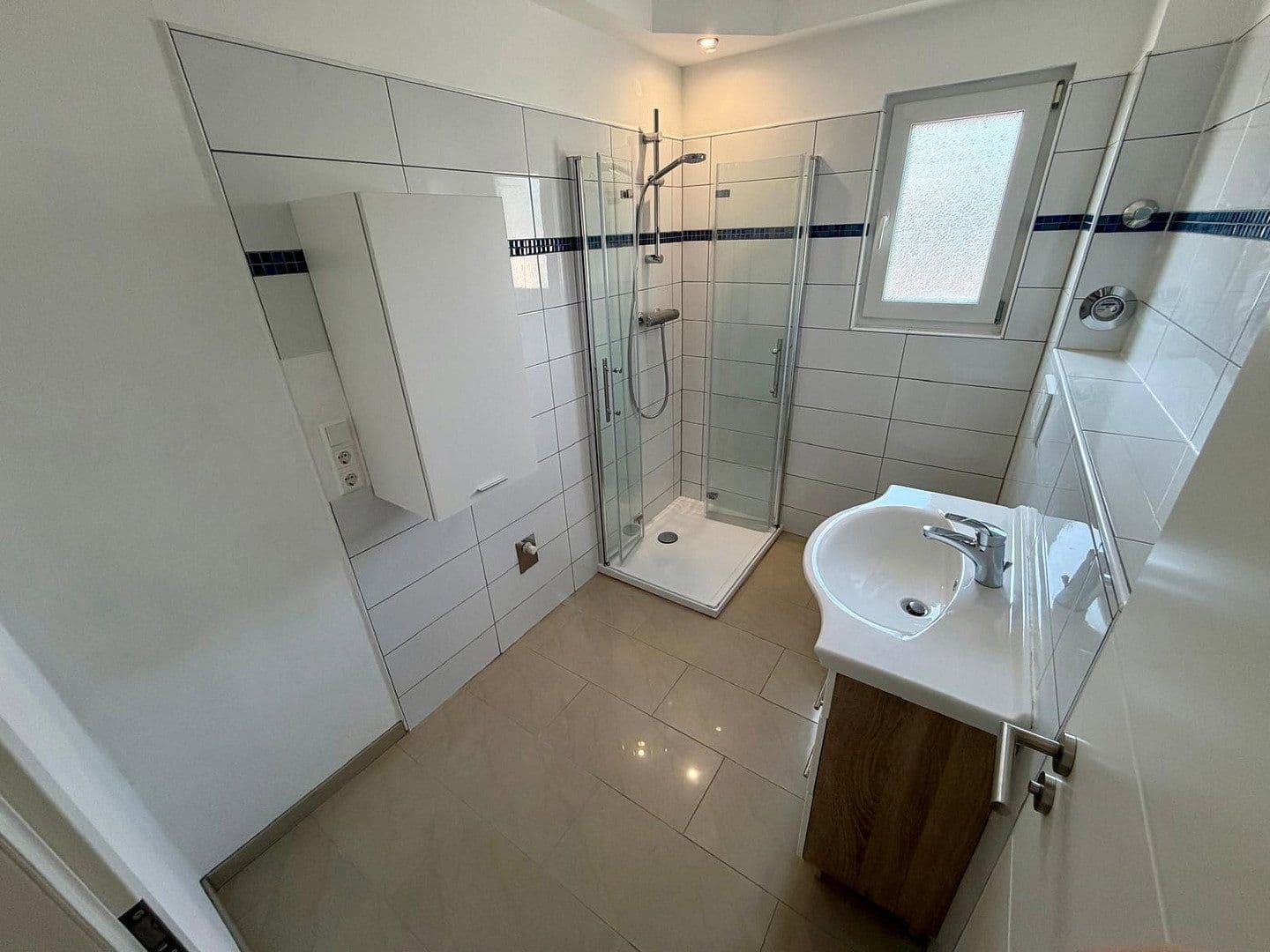 Prenájom bytu 2-izbový 60 m², Eppelheim, Bádensko-Wurttembersko Prenájom bytu 2-izbový 60 m², Eppelheim, Bádensko-Wurttembersko