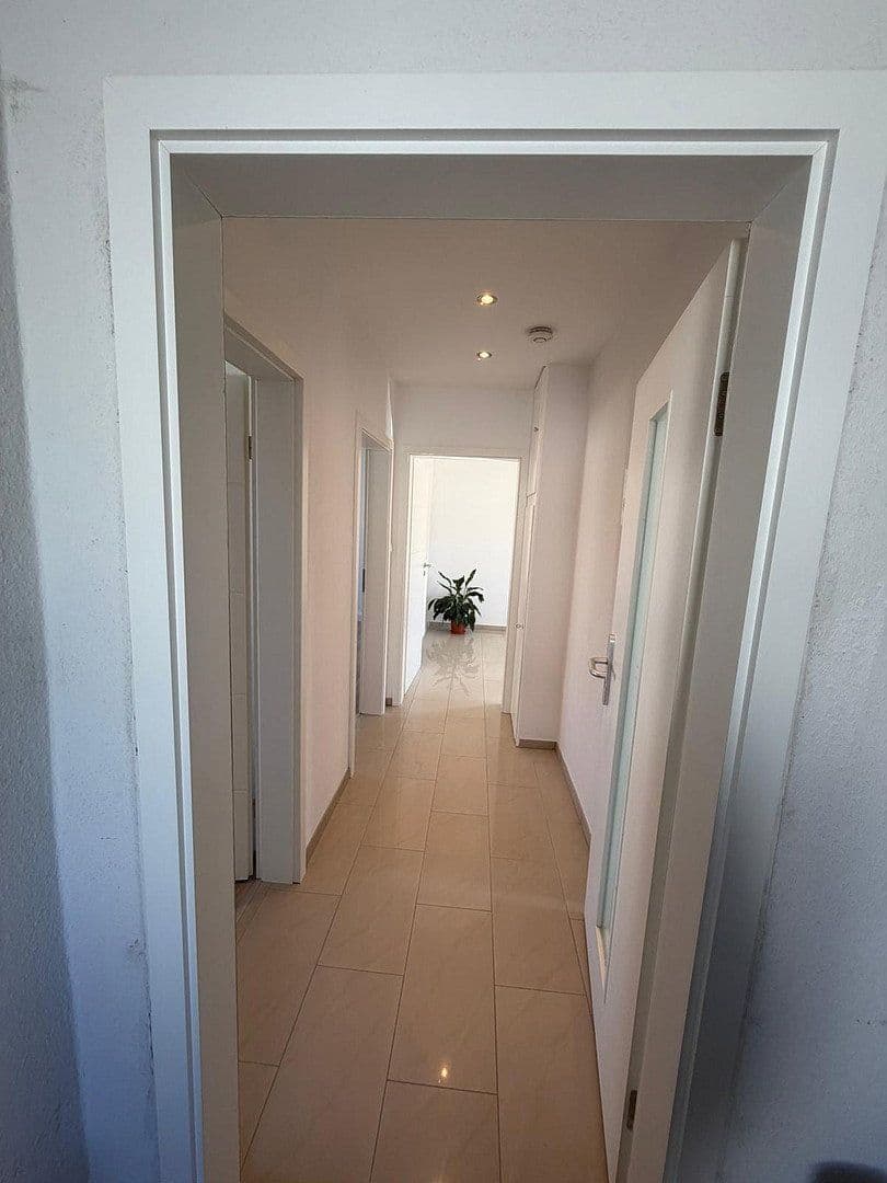 Prenájom bytu 2-izbový 60 m², Eppelheim, Bádensko-Wurttembersko Prenájom bytu 2-izbový 60 m², Eppelheim, Bádensko-Wurttembersko