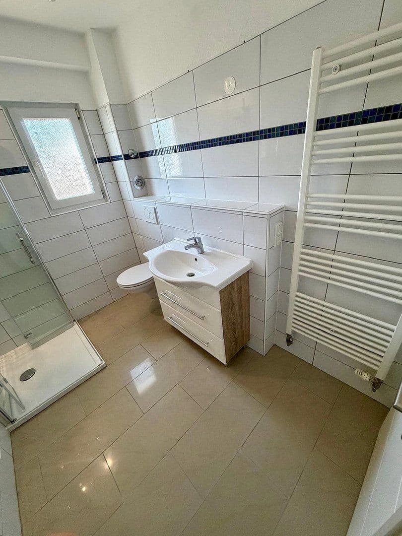 Prenájom bytu 2-izbový 60 m², Eppelheim, Bádensko-Wurttembersko Prenájom bytu 2-izbový 60 m², Eppelheim, Bádensko-Wurttembersko
