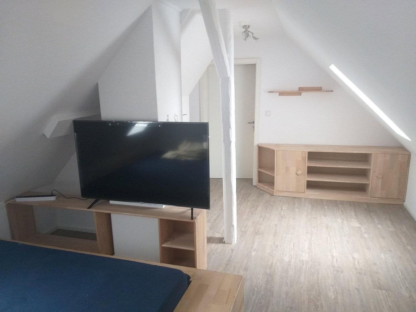 Prenájom bytu 5-izbový 12 m², Alemannenstraße 29, Schwäbisch Gmünd, Bádensko-Wurttembersko Prenájom bytu 5-izbový 12 m², Alemannenstraße 29, Schwäbisch Gmünd, Bádensko-Wurttembersko