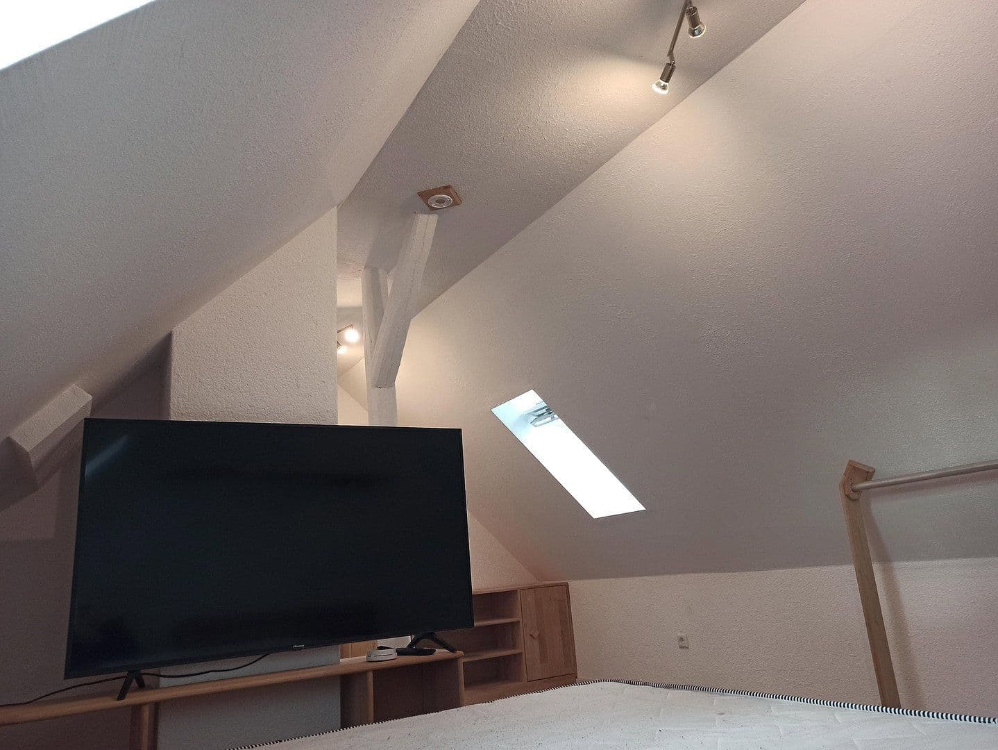 Prenájom bytu 5-izbový 12 m², Alemannenstraße 29, Schwäbisch Gmünd, Bádensko-Wurttembersko Prenájom bytu 5-izbový 12 m², Alemannenstraße 29, Schwäbisch Gmünd, Bádensko-Wurttembersko