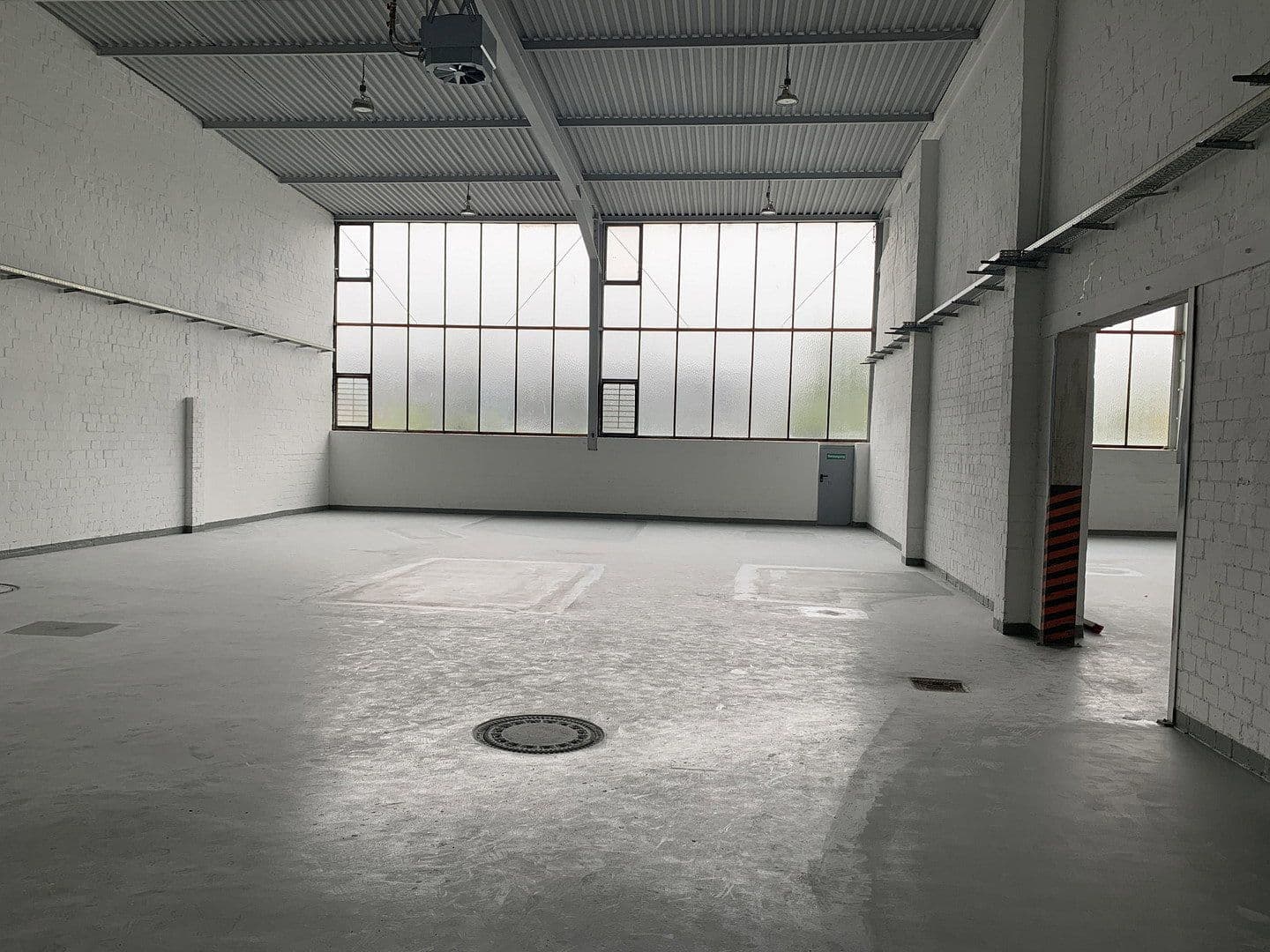 Prenájom nebytového priestoru 314 m², Rellingen, Šlezvicko-Holštajnsko Prenájom nebytového priestoru 314 m², Rellingen, Šlezvicko-Holštajnsko