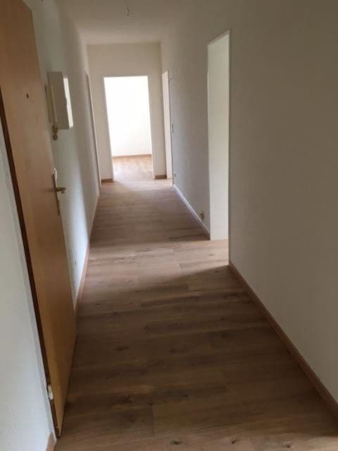 Prenájom bytu 4-izbový 91 m², Dr.-Wachler-Weg 37, Goslar, Dolné Sasko Prenájom bytu 4-izbový 91 m², Dr.-Wachler-Weg 37, Goslar, Dolné Sasko