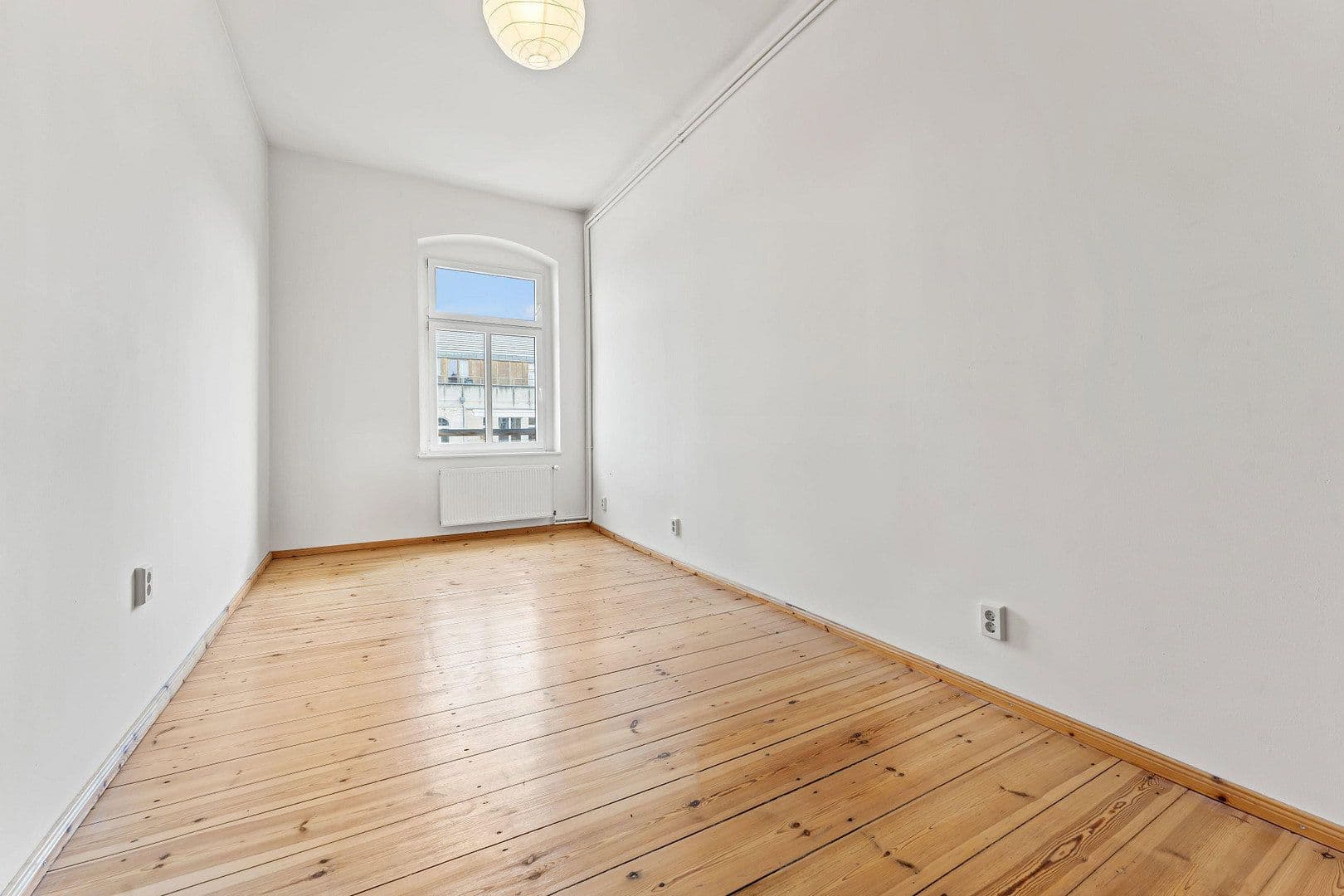 Predaj bytu 6-izbový 217 m², Kastanienallee 32, Berlin, Berlín Predaj bytu 6-izbový 217 m², Kastanienallee 32, Berlin, Berlín