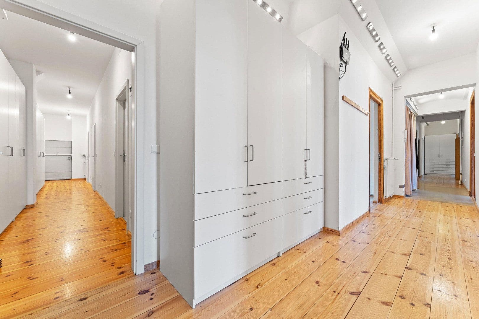 Predaj bytu 6-izbový 217 m², Kastanienallee 32, Berlin, Berlín Predaj bytu 6-izbový 217 m², Kastanienallee 32, Berlin, Berlín