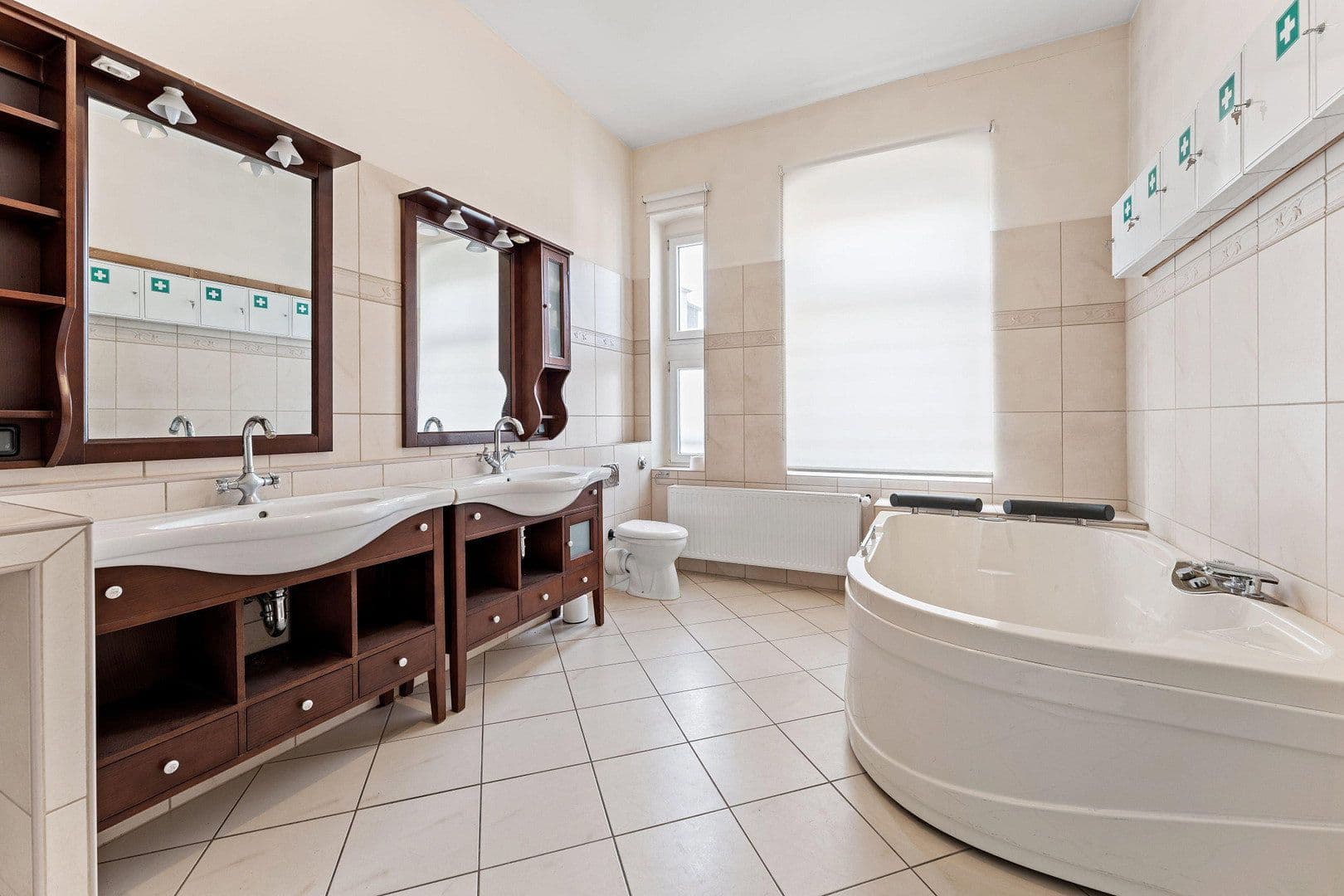 Predaj bytu 6-izbový 217 m², Kastanienallee 32, Berlin, Berlín Predaj bytu 6-izbový 217 m², Kastanienallee 32, Berlin, Berlín