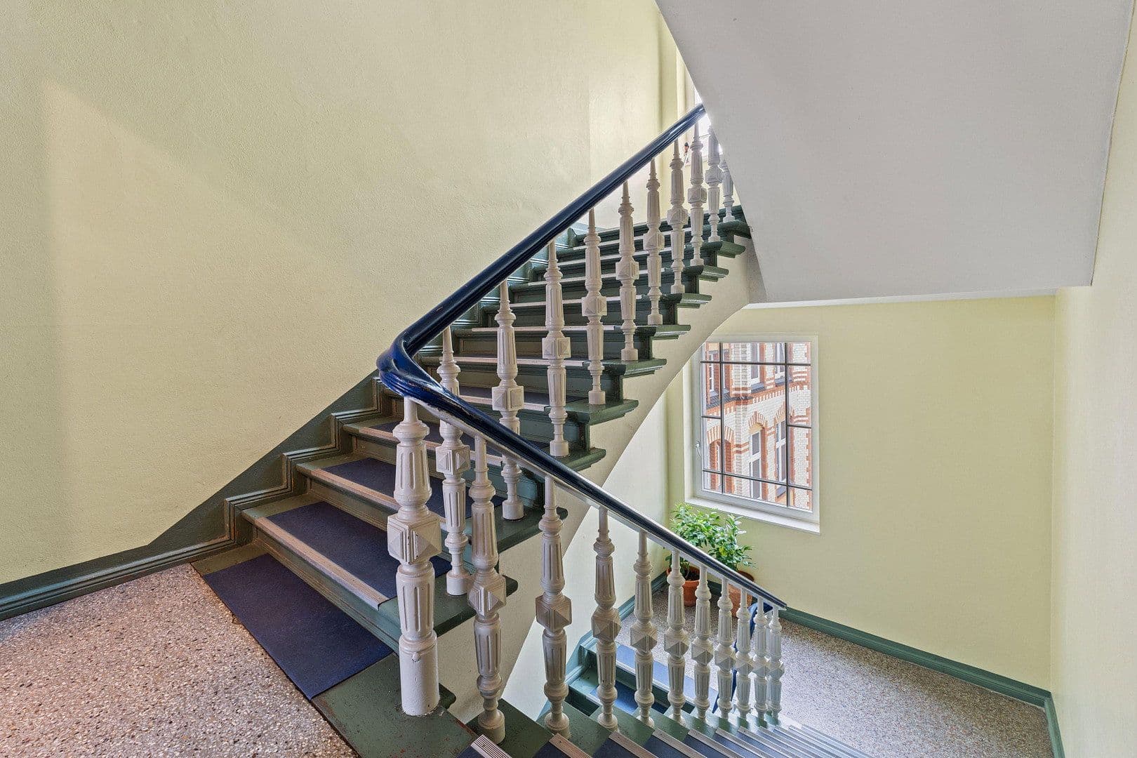 Predaj bytu 6-izbový 217 m², Kastanienallee 32, Berlin, Berlín Predaj bytu 6-izbový 217 m², Kastanienallee 32, Berlin, Berlín