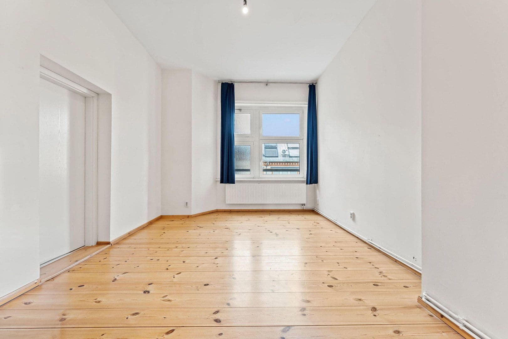 Predaj bytu 6-izbový 217 m², Kastanienallee 32, Berlin, Berlín Predaj bytu 6-izbový 217 m², Kastanienallee 32, Berlin, Berlín