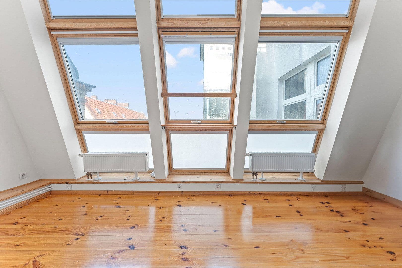 Predaj bytu 6-izbový 217 m², Kastanienallee 32, Berlin, Berlín Predaj bytu 6-izbový 217 m², Kastanienallee 32, Berlin, Berlín