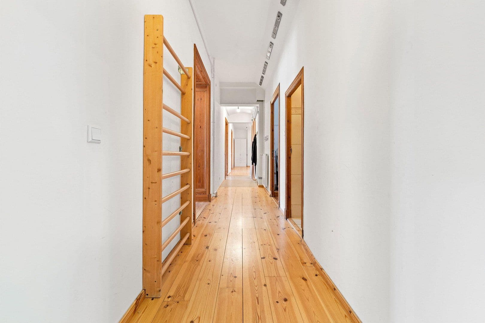 Predaj bytu 6-izbový 217 m², Kastanienallee 32, Berlin, Berlín Predaj bytu 6-izbový 217 m², Kastanienallee 32, Berlin, Berlín