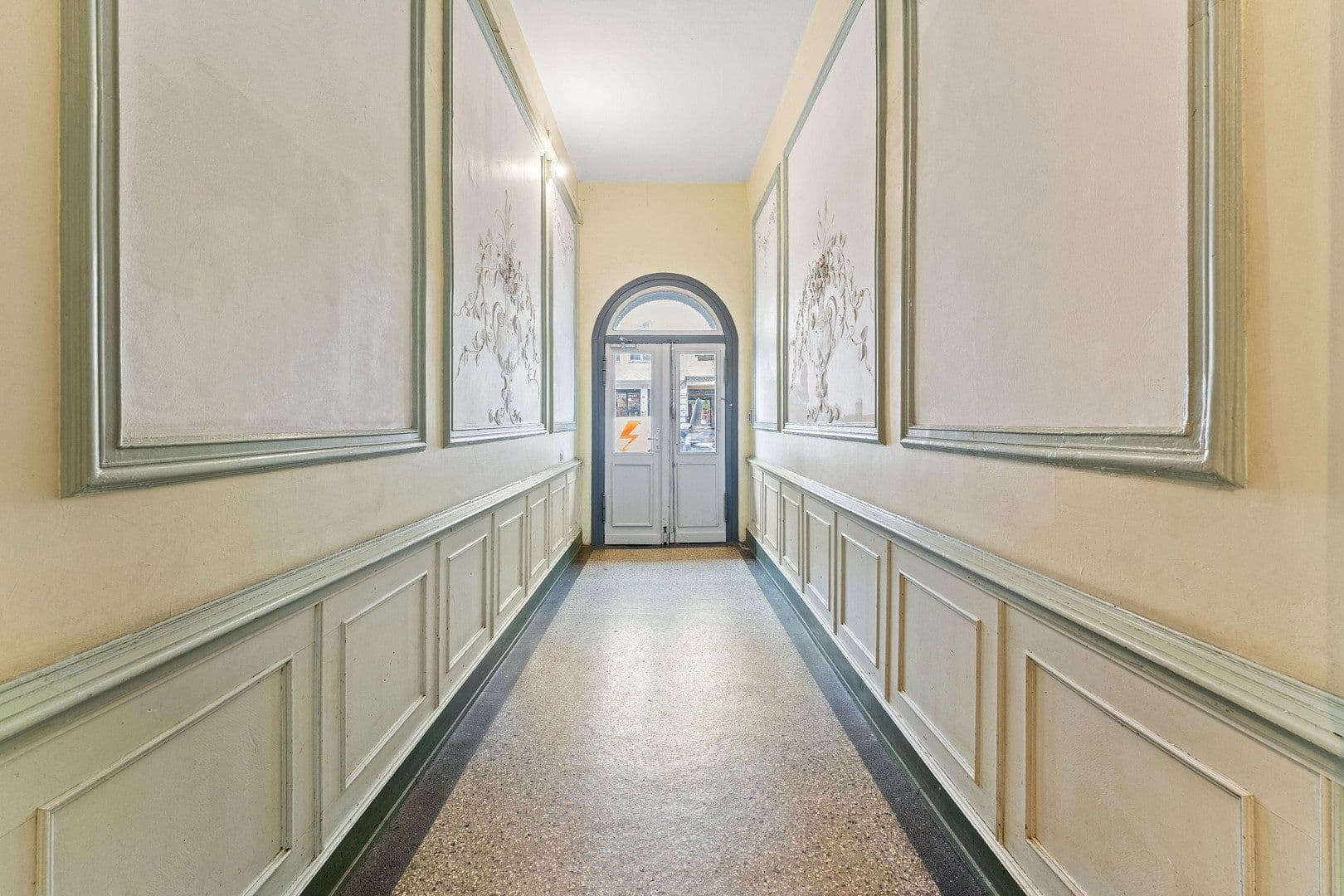 Predaj bytu 6-izbový 217 m², Kastanienallee 32, Berlin, Berlín Predaj bytu 6-izbový 217 m², Kastanienallee 32, Berlin, Berlín