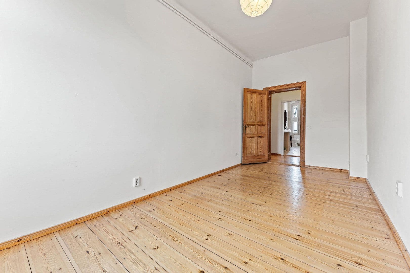 Predaj bytu 6-izbový 217 m², Kastanienallee 32, Berlin, Berlín Predaj bytu 6-izbový 217 m², Kastanienallee 32, Berlin, Berlín