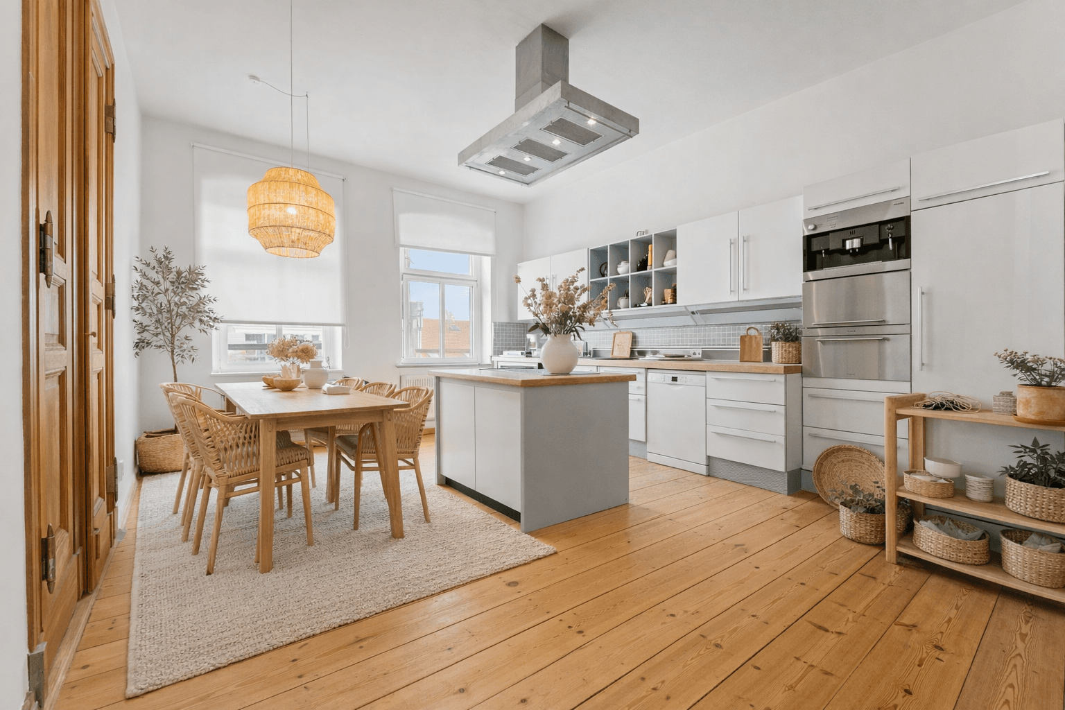 Predaj bytu 6-izbový 217 m², Kastanienallee 32, Berlin, Berlín Predaj bytu 6-izbový 217 m², Kastanienallee 32, Berlin, Berlín