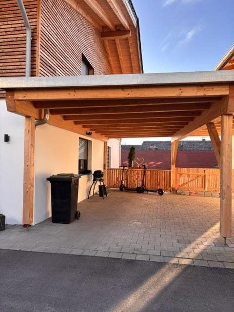 Predaj domu 148 m², pozemok 180 m², Feldkirchen-Westerham, Bavorsko Predaj domu 148 m², pozemok 180 m², Feldkirchen-Westerham, Bavorsko