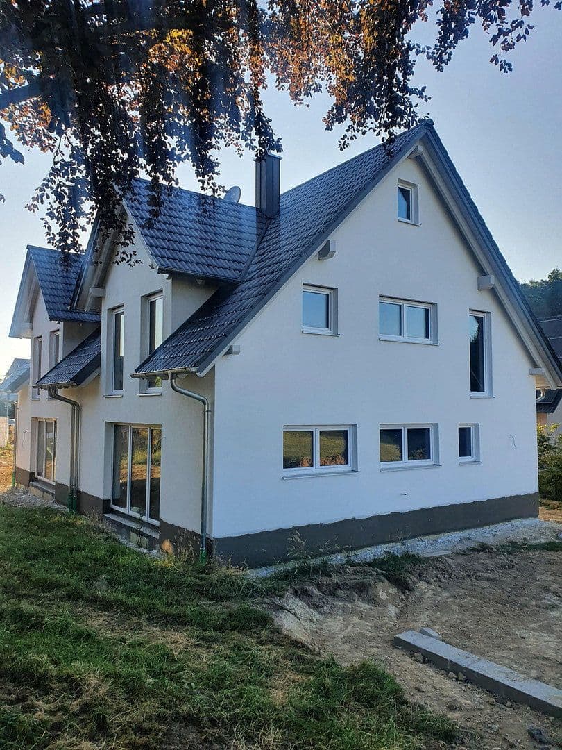 Prenájom domu 113 m², pozemok 400 m², Zusmarshausen, Bavorsko Prenájom domu 113 m², pozemok 400 m², Zusmarshausen, Bavorsko