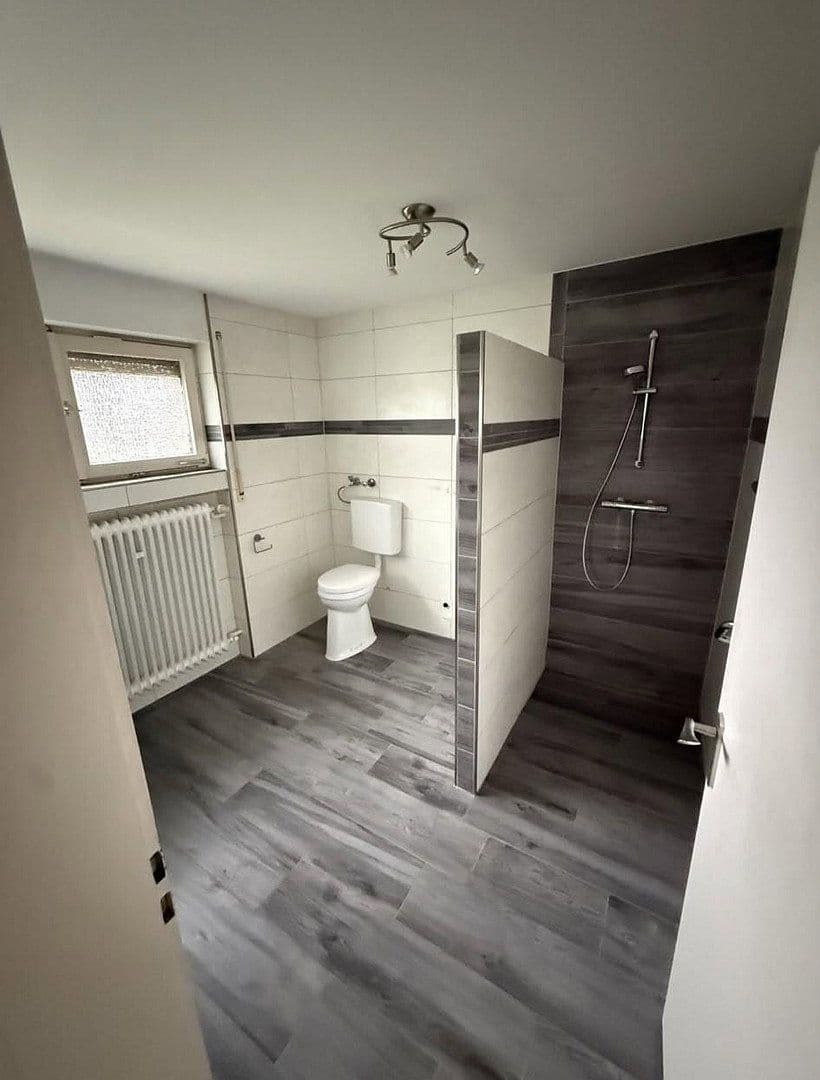 Predaj domu 215 m², pozemok 370 m², Offenburg, Bádensko-Wurttembersko Predaj domu 215 m², pozemok 370 m², Offenburg, Bádensko-Wurttembersko