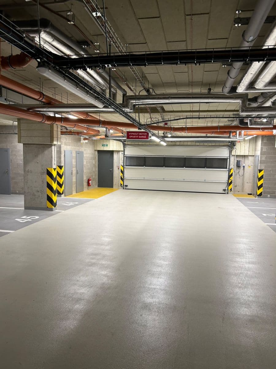 Prenájom garáže 13 m², Divíškové, Praha, Praha Prenájom garáže 13 m², Divíškové, Praha, Praha