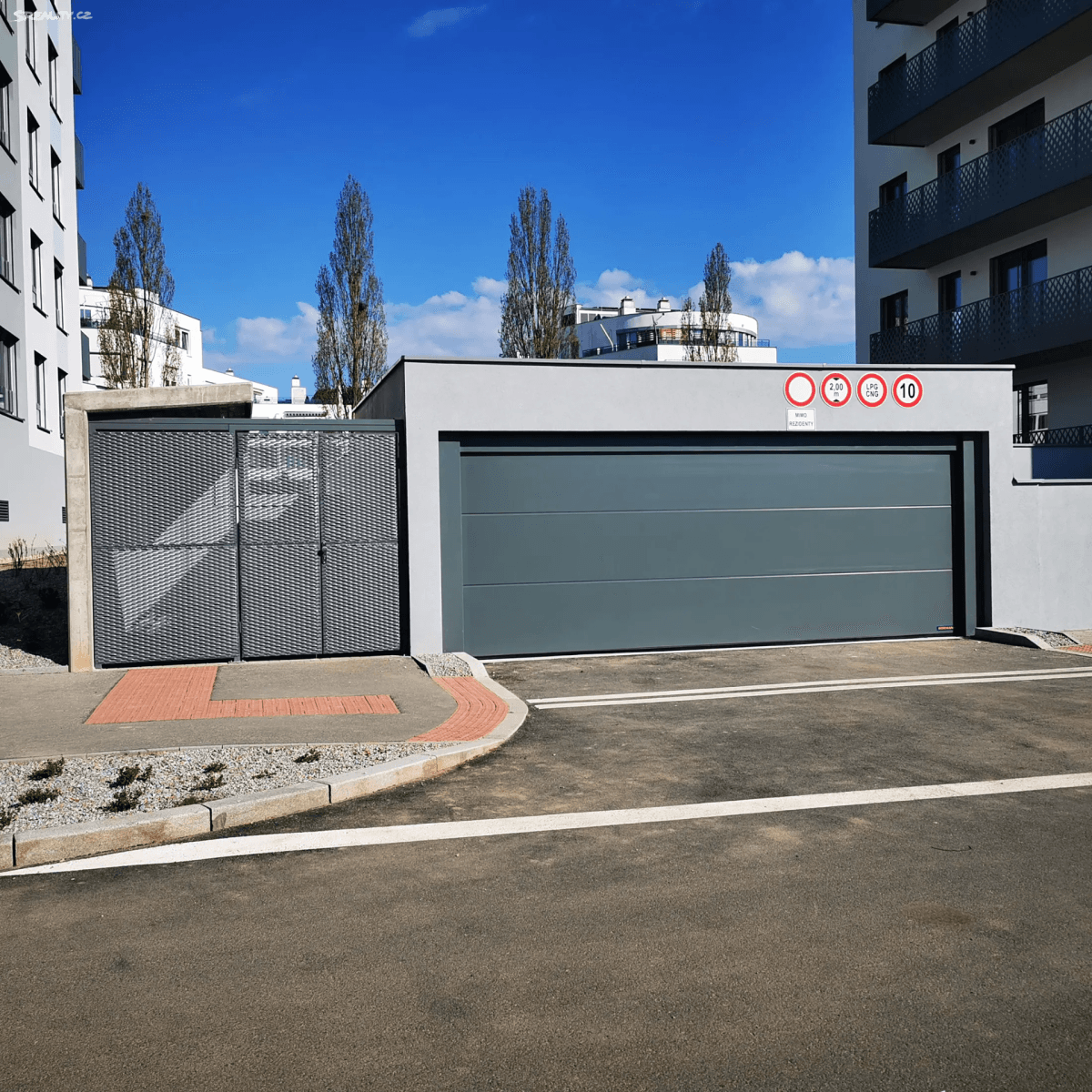 Prenájom garáže 13 m², Divíškové, Praha, Praha Prenájom garáže 13 m², Divíškové, Praha, Praha