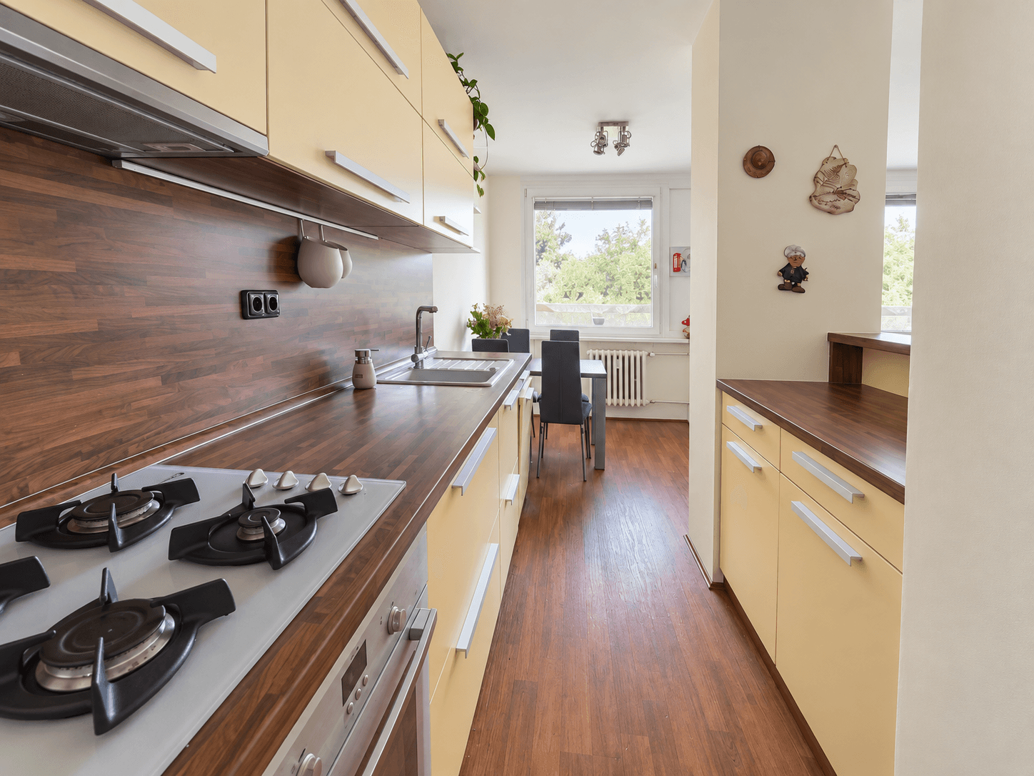 Predaj bytu 3-izbový 70 m², Vratislavská, Praha, Praha Predaj bytu 3-izbový 70 m², Vratislavská, Praha, Praha