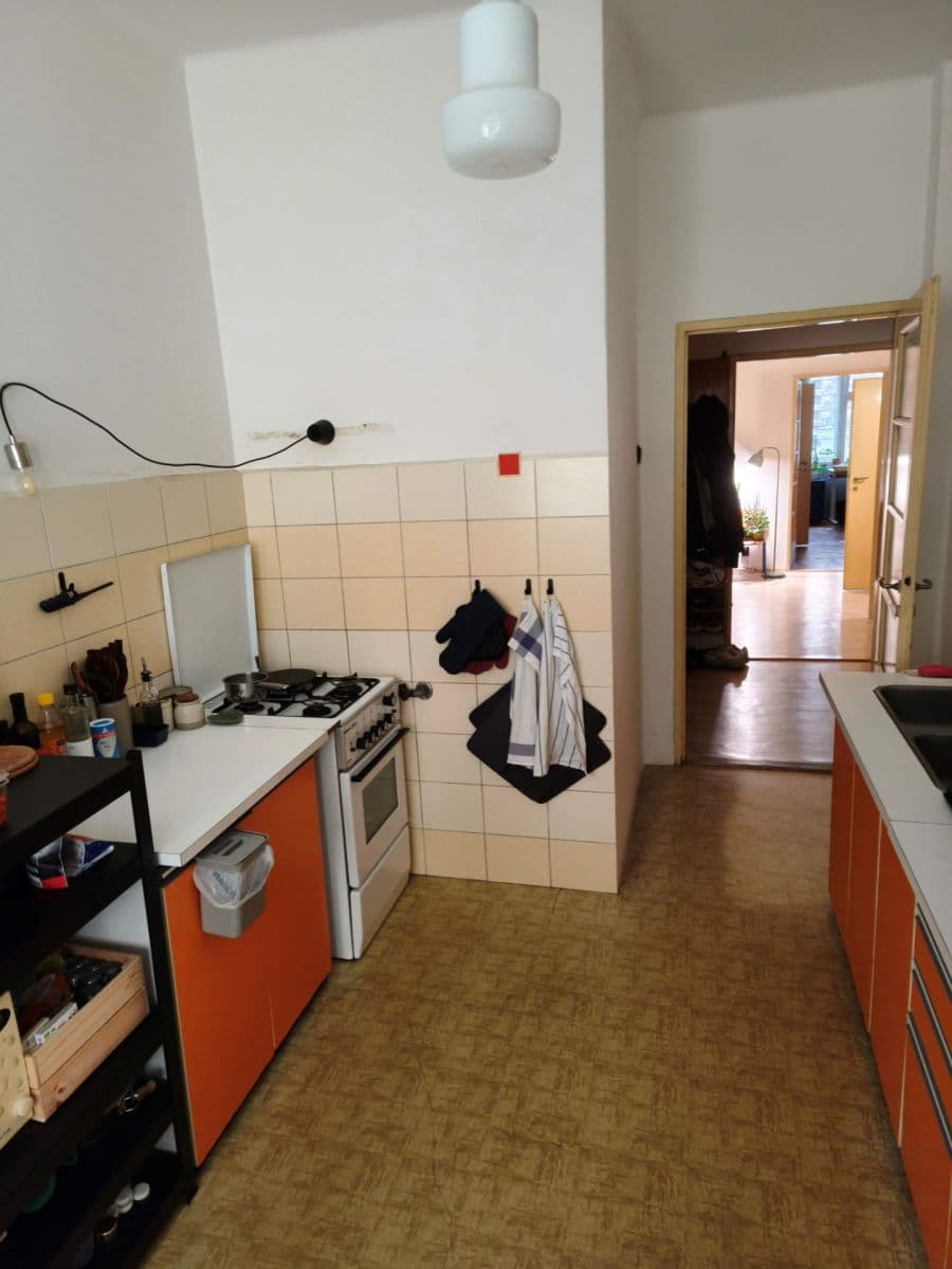 Prenájom bytu 4-izbový 110 m², Žitná, Praha, Praha Prenájom bytu 4-izbový 110 m², Žitná, Praha, Praha
