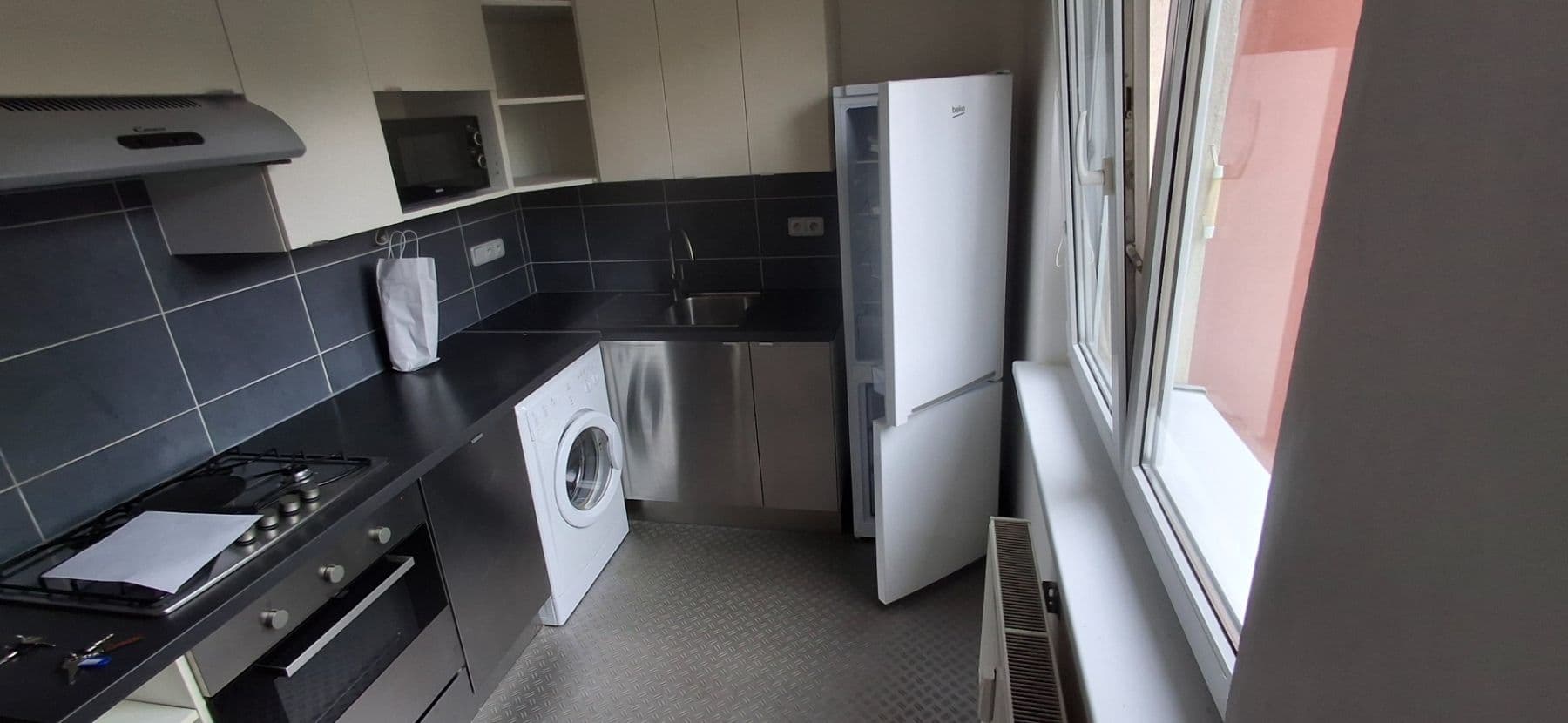 Prenájom bytu 2-izbový 57 m², Kamerunská, Praha, Praha Prenájom bytu 2-izbový 57 m², Kamerunská, Praha, Praha