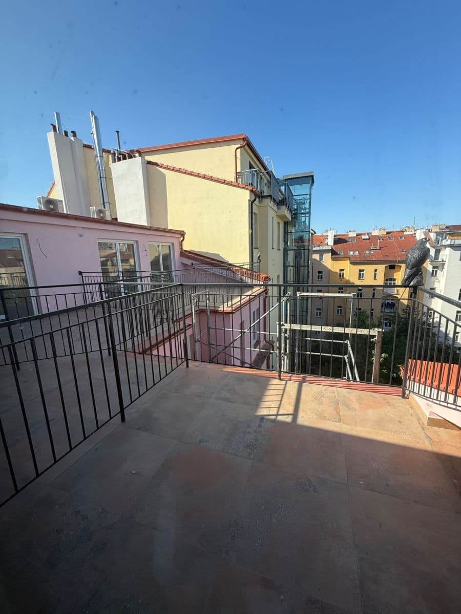 Prenájom bytu 2-izbový 85 m², Chodská, Praha, Praha Prenájom bytu 2-izbový 85 m², Chodská, Praha, Praha