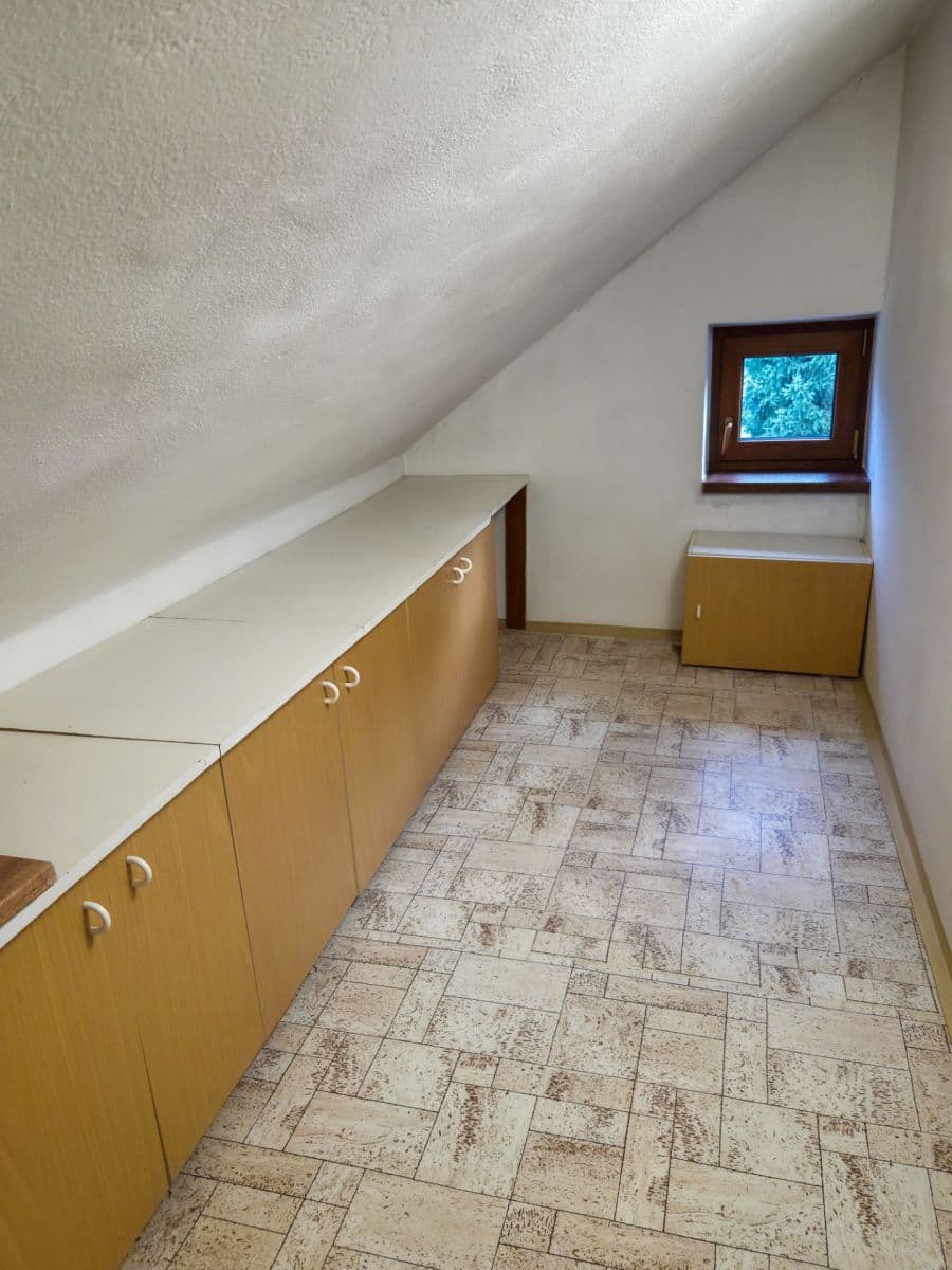 Prenájom bytu 3-izbový 103 m², U Zámku, Dobřejovice, Středočeský kraj Prenájom bytu 3-izbový 103 m², U Zámku, Dobřejovice, Středočeský kraj