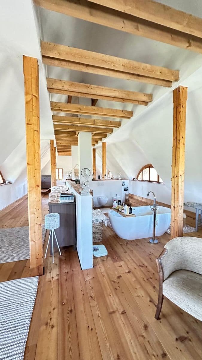 Predaj domu 191 m², pozemok 4.200 m², Dolní Tošanovice, Moravskoslezský kraj Predaj domu 191 m², pozemok 4.200 m², Dolní Tošanovice, Moravskoslezský kraj