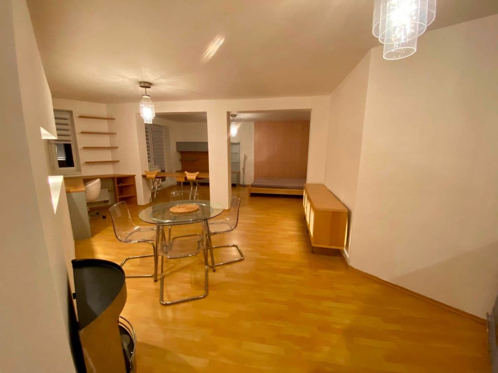 Prenájom bytu 1-izbový 55 m², Studentská, Poděbrady, Středočeský kraj Prenájom bytu 1-izbový 55 m², Studentská, Poděbrady, Středočeský kraj