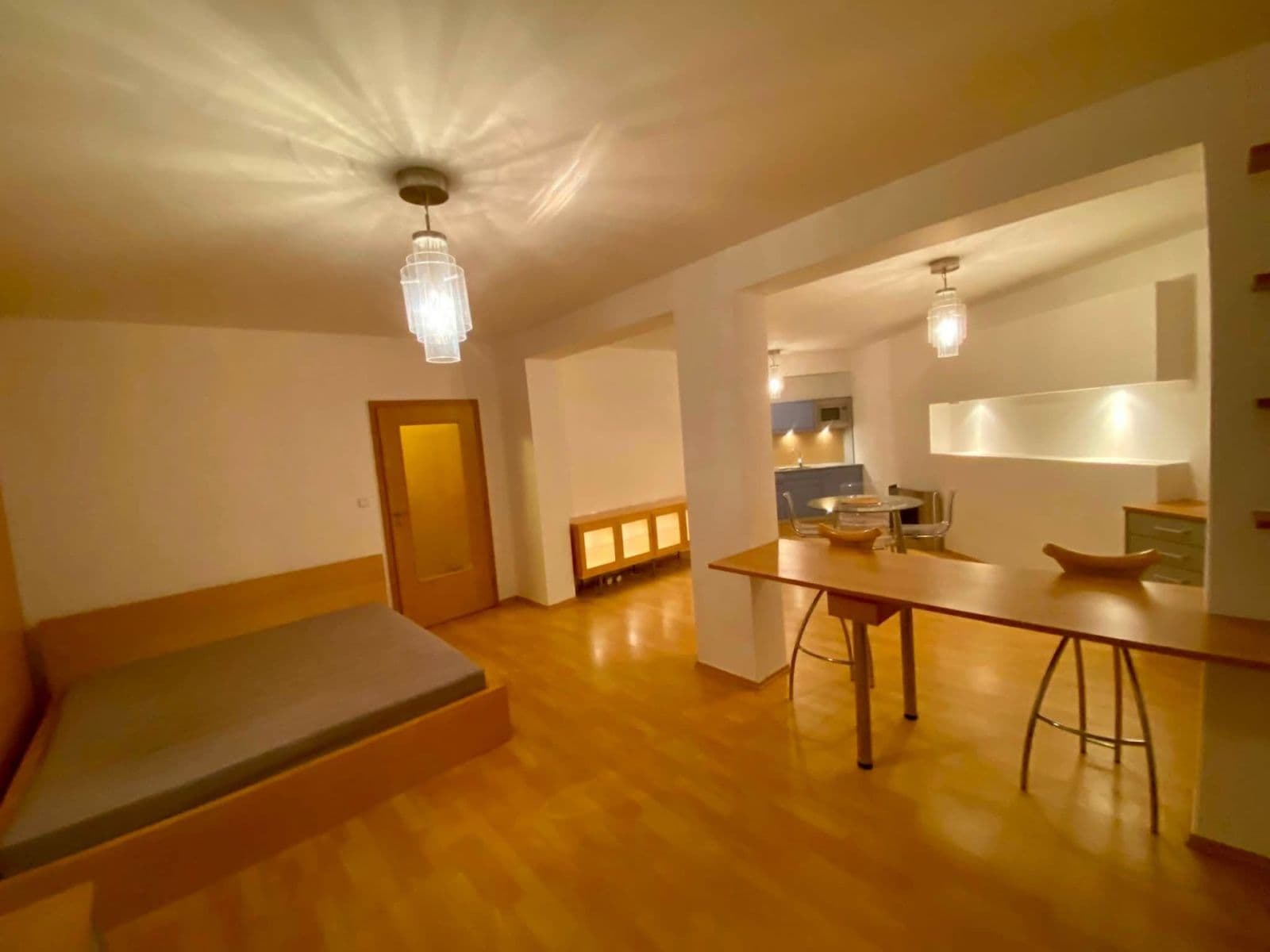 Prenájom bytu 1-izbový 55 m², Studentská, Poděbrady, Středočeský kraj Prenájom bytu 1-izbový 55 m², Studentská, Poděbrady, Středočeský kraj