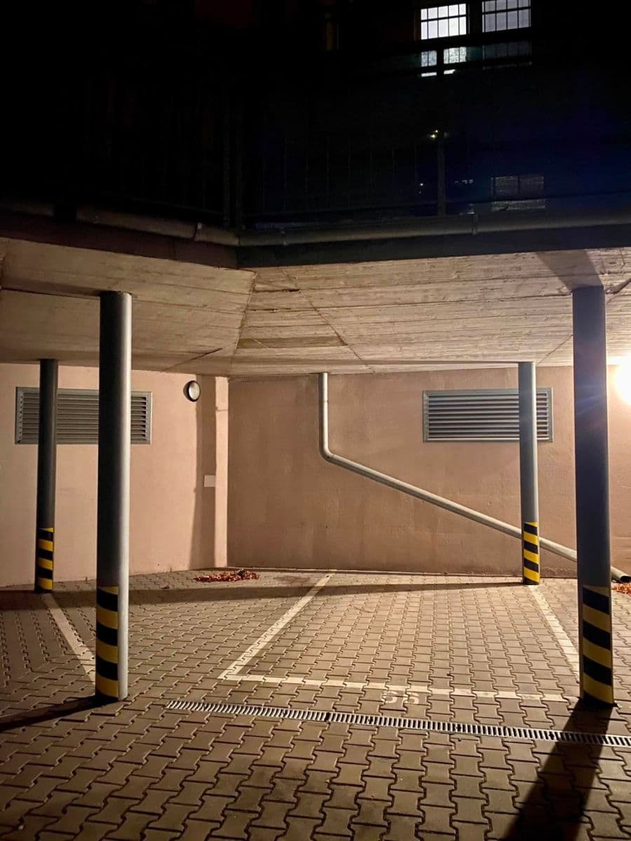 Prenájom bytu 1-izbový 55 m², Studentská, Poděbrady, Středočeský kraj Prenájom bytu 1-izbový 55 m², Studentská, Poděbrady, Středočeský kraj
