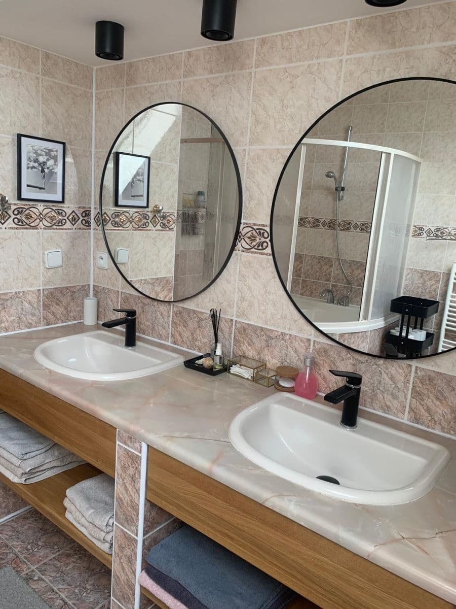Prenájom domu 265 m², pozemok 644 m², Mokropeská, Černošice, Středočeský kraj Prenájom domu 265 m², pozemok 644 m², Mokropeská, Černošice, Středočeský kraj